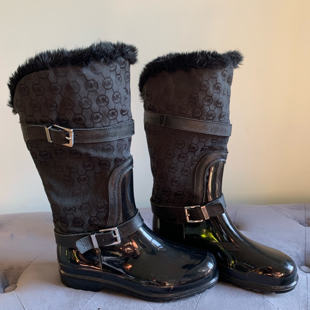 Michael kors raining boots